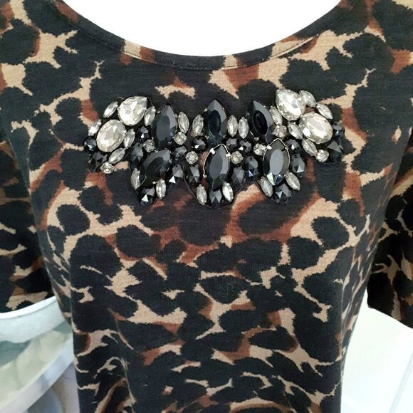 EUC Michel Studio animal print bejeweled short sleeve tshirt top - Picture 5 of 5